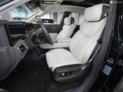 Hongqi E-HS9 29