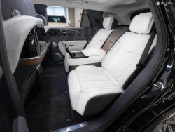 Hongqi E-HS9 31