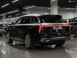 Hongqi E-HS9 1